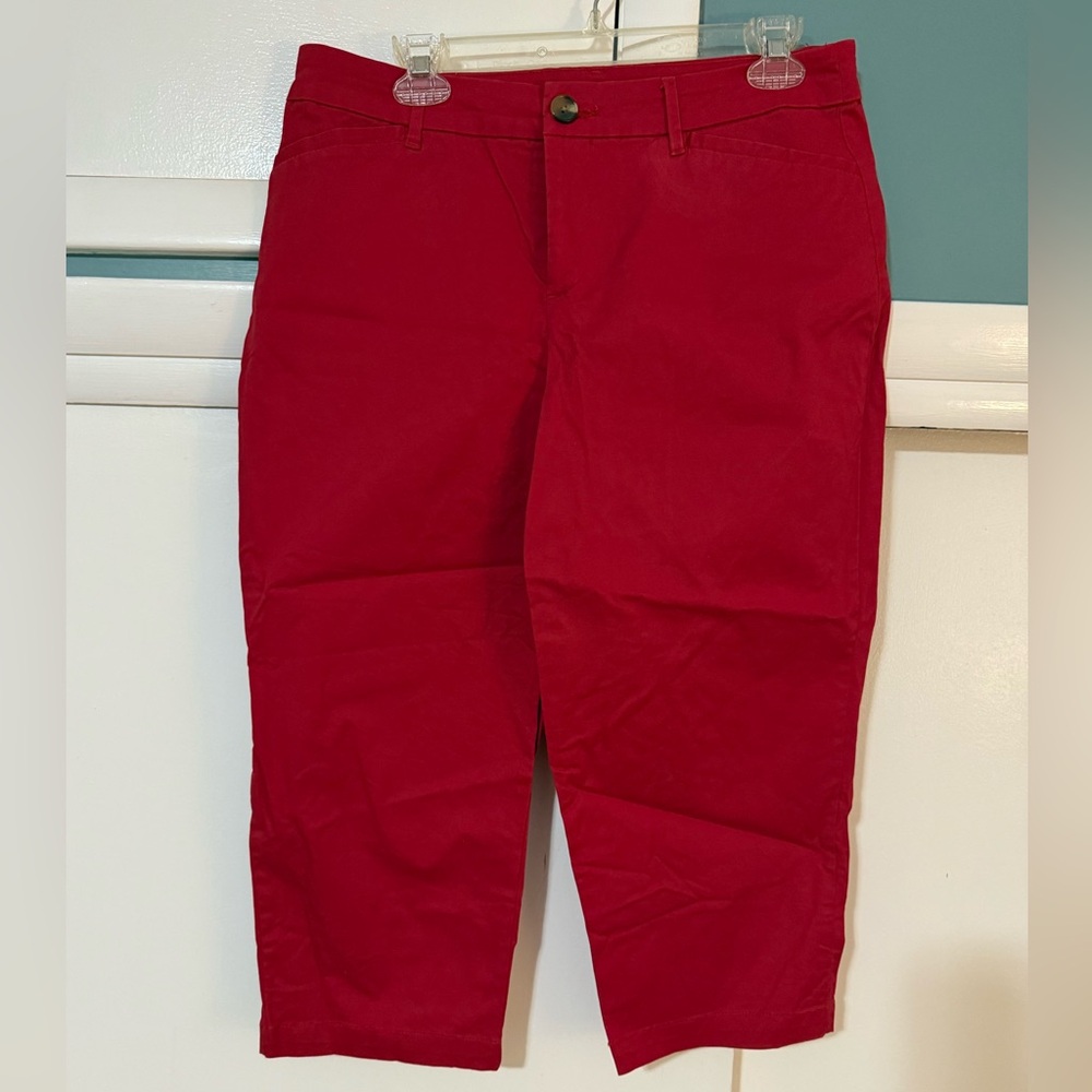 Croft & Barrow capri pants - size 12